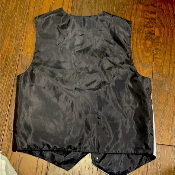Boys Vest - Picture 2 of 2